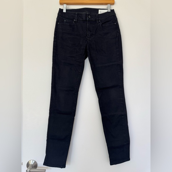 Two by Vince Camuto Black Skinny Jeans - Picture 1 of 3
